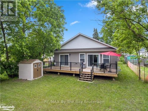 88 Henry Street, Barrie (Queen'S Park), ON - Outdoor With Deck Patio Veranda