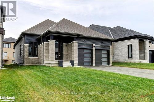 3 Rosanne Circle, Wasaga Beach, ON - Outdoor With Facade