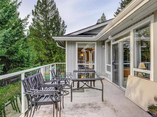 8607 Sansum Park Dr, North Saanich, BC 