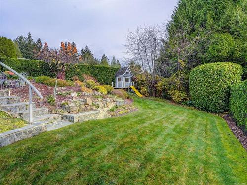 8607 Sansum Park Dr, North Saanich, BC 