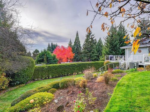 8607 Sansum Park Dr, North Saanich, BC 