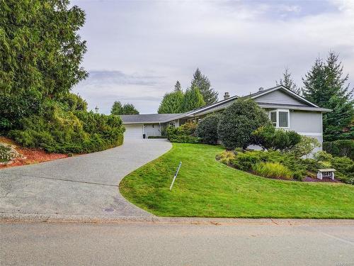 8607 Sansum Park Dr, North Saanich, BC 