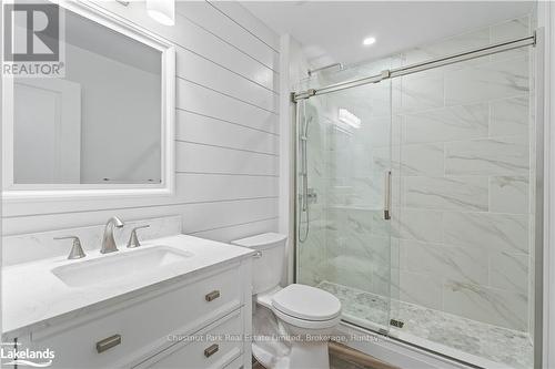 34 St Georges Court, Huntsville (Chaffey), ON - Indoor Photo Showing Bathroom