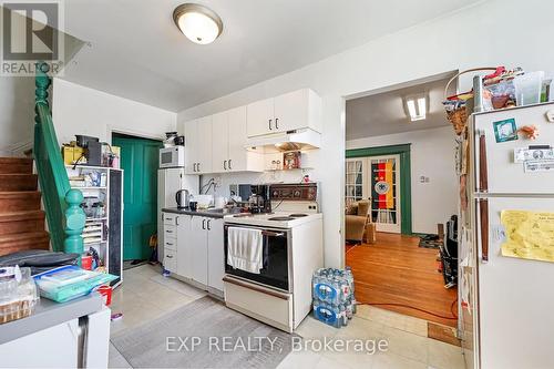 486 Main Street N, Brampton, ON - Indoor Photo Showing Kitchen