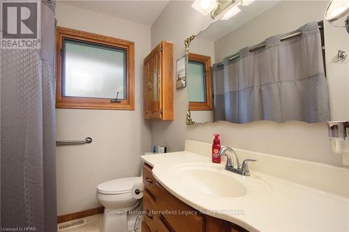 596 Elgin Street E, St. Marys, ON - Indoor Photo Showing Bathroom