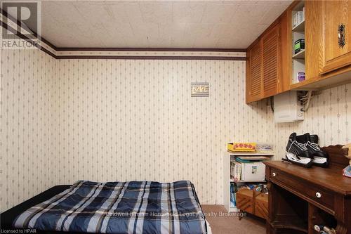 596 Elgin Street E, St. Marys, ON - Indoor Photo Showing Bedroom