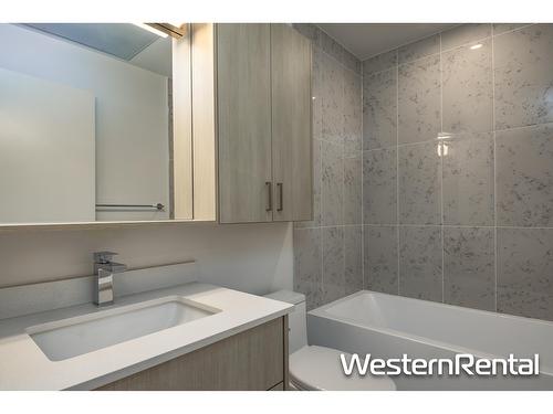 407 13858 108 Avenue, Surrey, BC - Indoor Photo Showing Bathroom