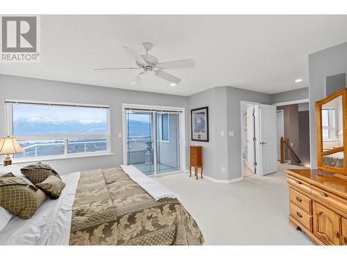 4010 Pebble Beach Drive, Osoyoos, BC - Indoor Photo Showing Bedroom