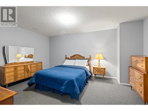 4010 Pebble Beach Drive, Osoyoos, BC - Indoor Photo Showing Bedroom