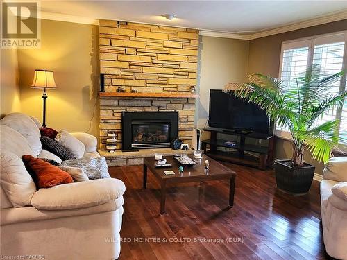 1235 Severin Drive S, Sarnia, ON - Indoor Photo Showing Living Room With Fireplace