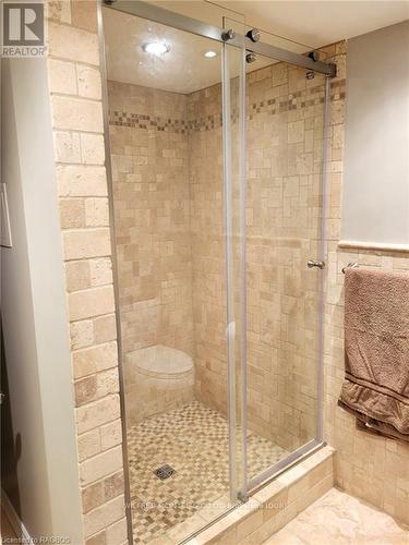 1235 Severin Drive S, Sarnia, ON - Indoor Photo Showing Bathroom