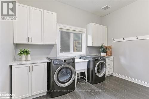 31 Gilpin Crescent, Collingwood, ON - Indoor Photo Showing Laundry Room