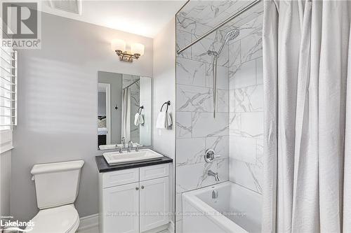 31 Gilpin Crescent, Collingwood, ON - Indoor Photo Showing Bathroom