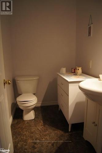 27 John Street, Burk'S Falls, ON - Indoor Photo Showing Bathroom