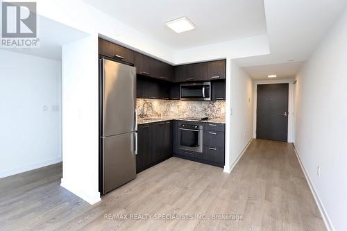 617 - 50 Mccaul Street, Toronto, ON - Indoor Photo Showing Kitchen With Stainless Steel Kitchen With Upgraded Kitchen