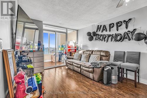 2103 - 60 Brian Harrison Way, Toronto, ON - Indoor Photo Showing Living Room