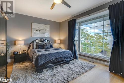 337 Aberdeen Boulevard, Midland, ON - Indoor Photo Showing Bedroom