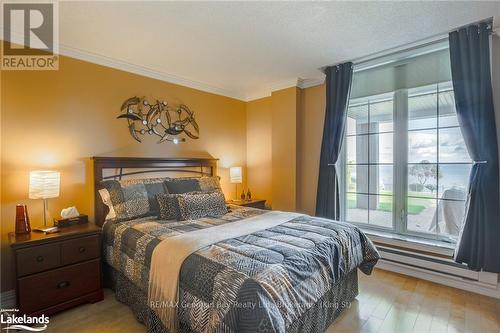 337 Aberdeen Boulevard, Midland, ON - Indoor Photo Showing Bedroom