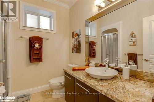 337 Aberdeen Boulevard, Midland, ON - Indoor Photo Showing Bathroom