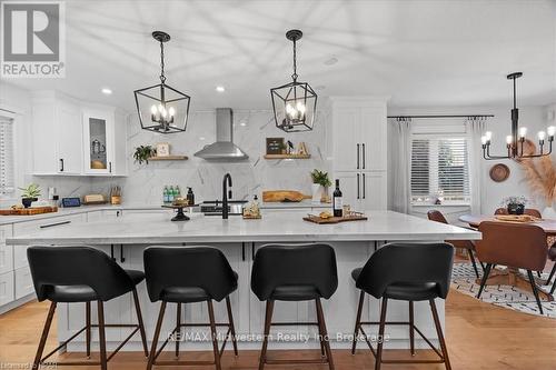 125 Armstrong Street W, North Perth (Listowel), ON - Indoor Photo Showing Kitchen With Upgraded Kitchen