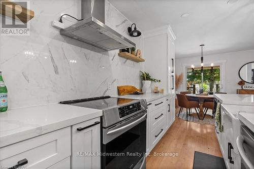 125 Armstrong Street W, North Perth (Listowel), ON - Indoor Photo Showing Kitchen