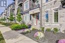 292 King Road, Richmond Hill, ON  - Outdoor With Facade 