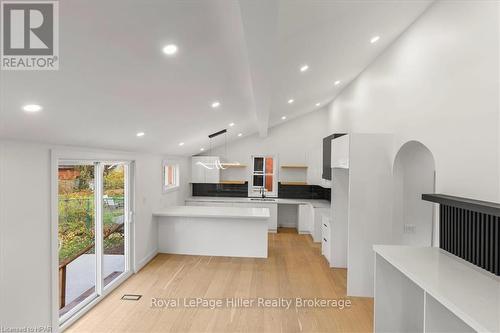 98 Nelson Street, Stratford, ON - Indoor Photo Showing Kitchen