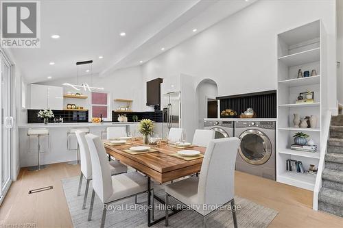 98 Nelson Street, Stratford, ON - Indoor Photo Showing Dining Room