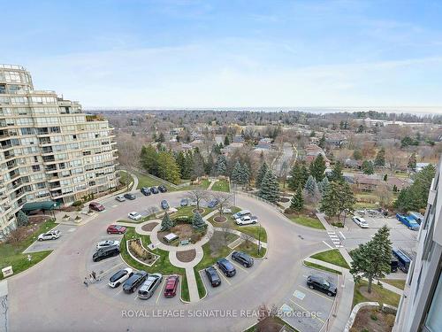 1122-10 Guildwood Pkwy, Toronto, ON - Outdoor With View