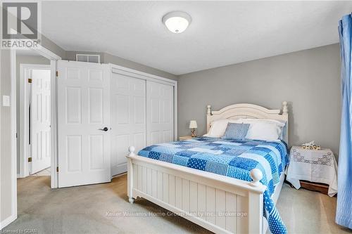 64 Gaw Crescent, Guelph (Pine Ridge), ON - Indoor Photo Showing Bedroom