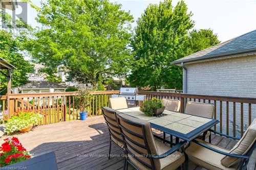 64 Gaw Crescent, Guelph (Pine Ridge), ON - Outdoor With Deck Patio Veranda With Exterior