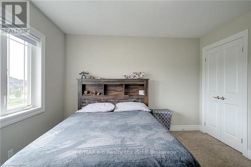 44 Anderson Crescent, Stratford (Ellice), ON - Indoor Photo Showing Bedroom