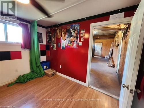 587 Gough Street, Huron-Kinloss (Lucknow), ON - Indoor Photo Showing Other Room