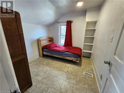 587 Gough Street, Huron-Kinloss (Lucknow), ON - Indoor Photo Showing Bedroom