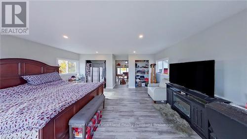 73840 Goshen Line, Bluewater (Stanley), ON - Indoor Photo Showing Bedroom