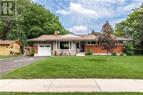 35 Dawson Street, Stratford, ON - Outdoor With Facade