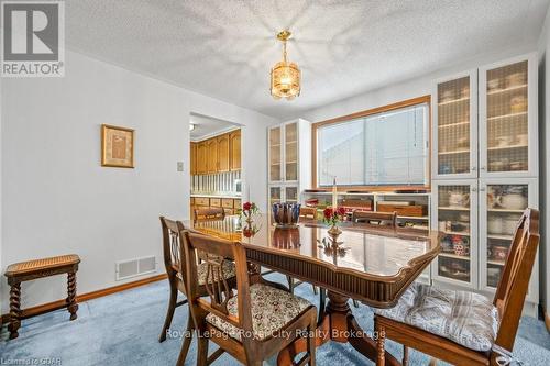 6 Hollyberry Place, Guelph (Parkwood Gardens), ON - Indoor Photo Showing Dining Room