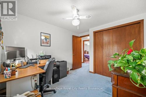 6 Hollyberry Place, Guelph (Parkwood Gardens), ON - Indoor Photo Showing Office