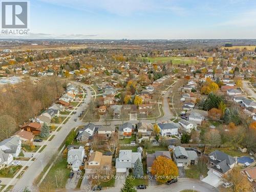 6 Hollyberry Place, Guelph (Parkwood Gardens), ON - Outdoor With View