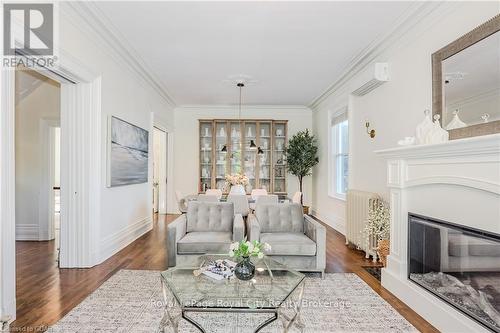 138 Dublin Street N, Guelph (Exhibition Park), ON - Indoor Photo Showing Living Room With Fireplace