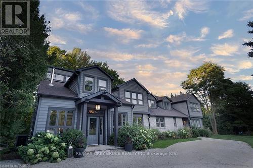 3476 Garden Of Eden Road, Clearview, ON - Outdoor With Facade