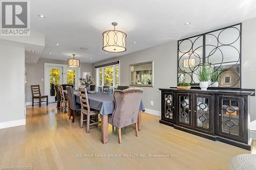 3476 Garden Of Eden Road, Clearview, ON - Indoor Photo Showing Dining Room