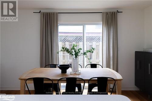 111 Rodney Street, Collingwood, ON - Indoor Photo Showing Dining Room