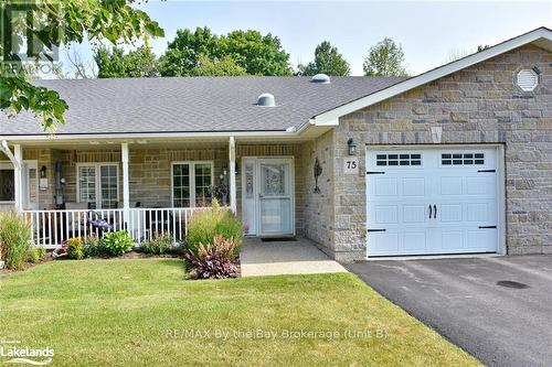 75 Greenway Drive, Wasaga Beach, ON - Outdoor With Deck Patio Veranda With Facade