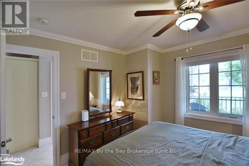 75 Greenway Drive, Wasaga Beach, ON - Indoor Photo Showing Bedroom