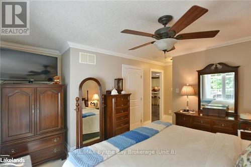 75 Greenway Drive, Wasaga Beach, ON - Indoor Photo Showing Bedroom