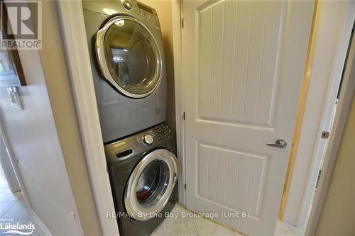 75 Greenway Drive, Wasaga Beach, ON - Indoor Photo Showing Laundry Room