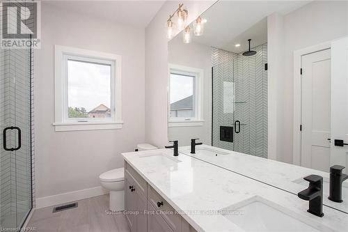 15 Kastner Street, Stratford (Ellice), ON - Indoor Photo Showing Bathroom