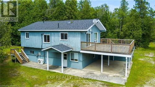 5202 Highway 6, Northern Bruce Peninsula, ON - Outdoor With Deck Patio Veranda