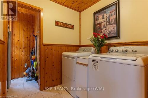 5202 Highway 6, Northern Bruce Peninsula, ON - Indoor Photo Showing Laundry Room